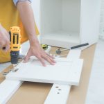 We współczesnych czasach ogromnie dużo osób przeznacza swój wolny czas przed telewizorem